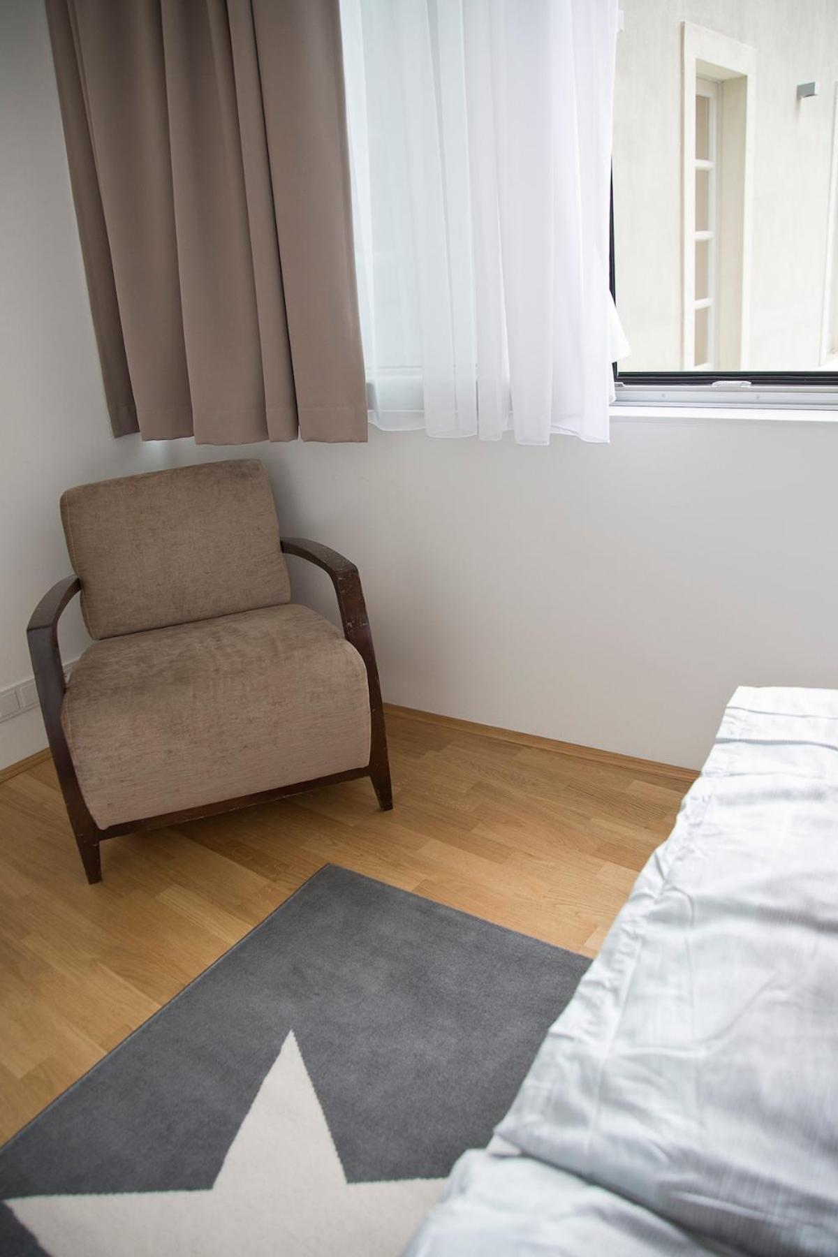 Stylish 1-bedroom By Rochusmarkt Walk To The Center Vienna