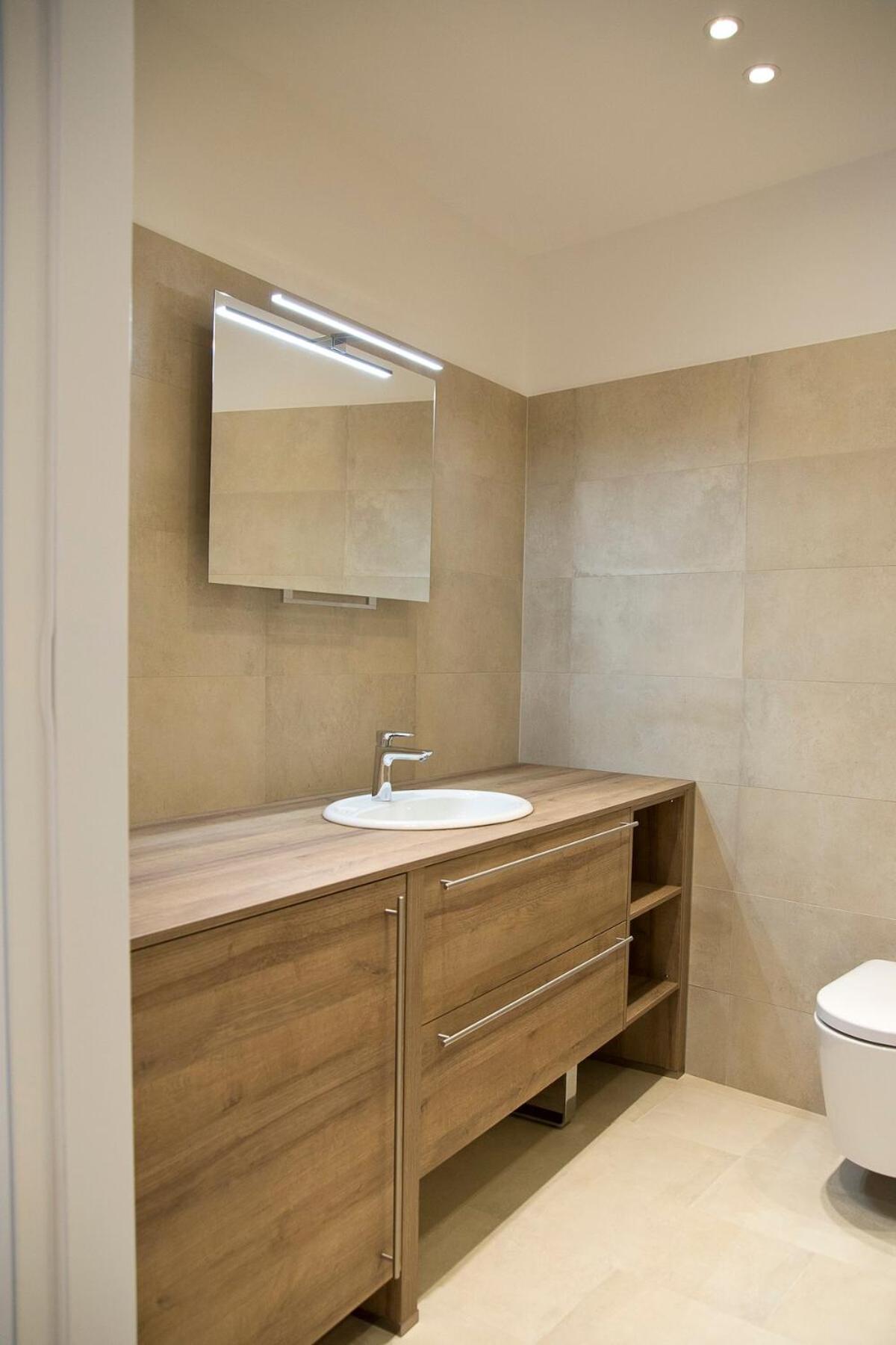 Stylish 1-bedroom By Rochusmarkt Walk To The Center Apartment Vienna